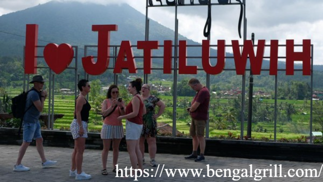 Warung di Wisata Jatiluwuh