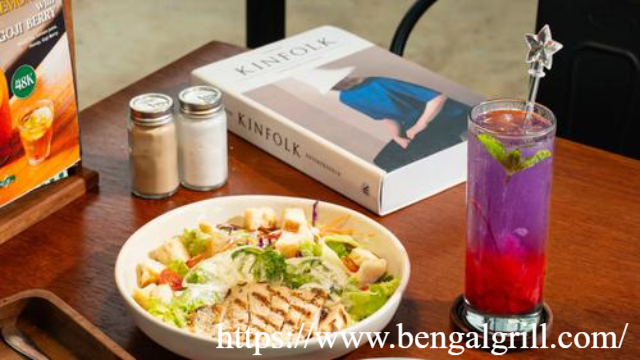 Wisata Kuliner Dago Bandung: Deretan Tempat Makan Enak